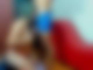 Live cam show with Yacksii-Grammss - Shower on Camsoda