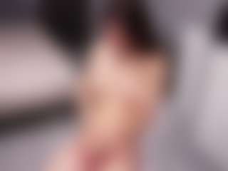 Live cam show with Delly - Handjob on SpunkLive