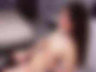 Live cam show with Delly - Nipple Piercings on SpunkLive