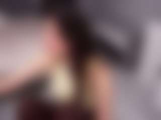 Live cam show with Delly - Athletic on Camming Site