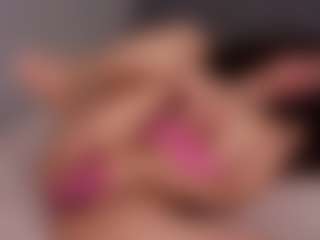 Delly's Live Sex Cam Show