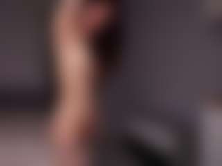 Delly's Live Sex Cam Show