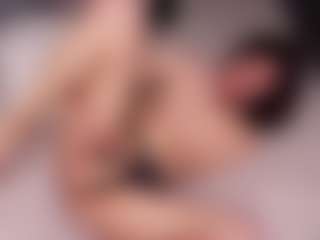 Delly's Live Sex Cam Show