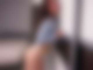 Delly's Live Sex Cam Show