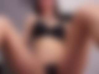 Delly's Live Sex Cam Show