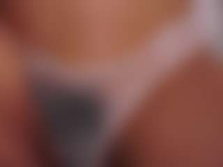 Live cam show with Delly - Fingering on https://playwithruby.com