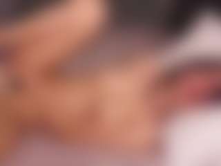Live cam show with Delly - Young Adult on Camsoda Late Night