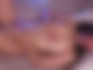 Delly's Live Sex Cam Show