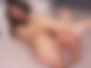 Delly's Live Sex Cam Show