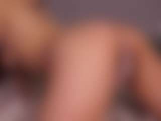 Delly's Live Sex Cam Show