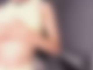 Live cam show with Delly - Nipple Piercings on nudelive.tv