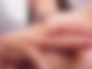 Live cam show with Delly - Lesbian on AdultVida.com