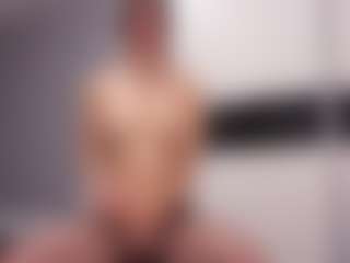 Live cam show with Delly - Bikini on Dare Cams