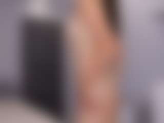 Live cam show with Delly - Riding on SmokeAndPoke