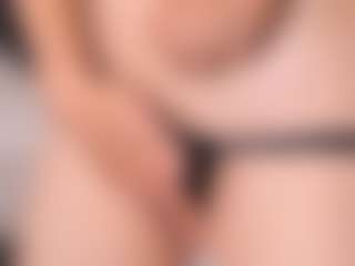 Delly's Live Sex Cam Show