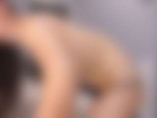 Delly's Live Sex Cam Show