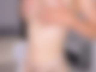 Live cam show with Delly - Nipple Piercings on Dare Cams