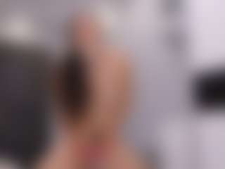 Live cam show with Delly - Pov on Gym Cam Girls