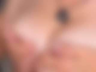 Delly's Live Sex Cam Show
