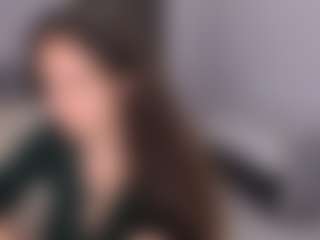 Live cam show with Delly - Hairy Pussy on https://playwithruby.com