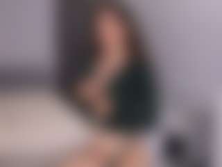 Live cam show with Delly - Lesbian on Hubzter Live