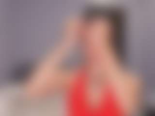 Live cam show with Delly - Bikini on Lustler