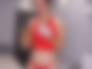 Live cam show with Delly - Fingers on Camsoda