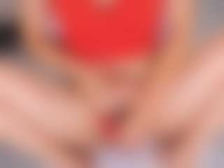 Live cam show with Delly - Deepthroat on Latina Girls