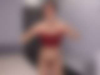 Live cam show with Delly - Skinny on CamSextacy