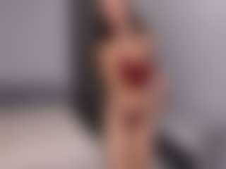 Live cam show with Delly - Dirty Talk on boobsie.com