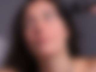 Live cam show with Delly - Athletic Blowjob on eurowanks.com