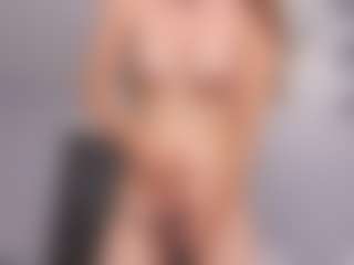 Delly's Live Sex Cam Show