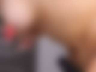 Delly's Live Sex Cam Show