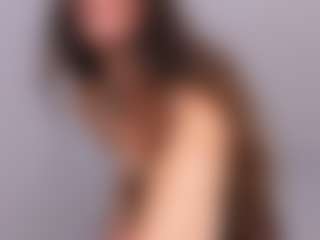 Delly's Live Sex Cam Show