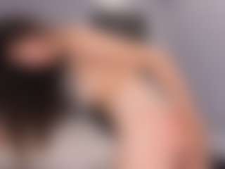 Delly's Live Sex Cam Show