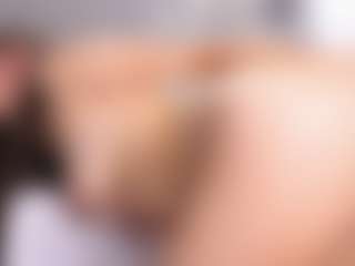 Delly's Live Sex Cam Show