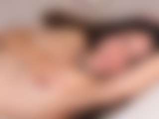 Delly's Live Sex Cam Show