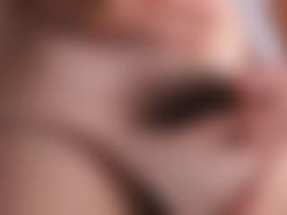 Delly's Live Sex Cam Show