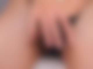 Delly's Live Sex Cam Show