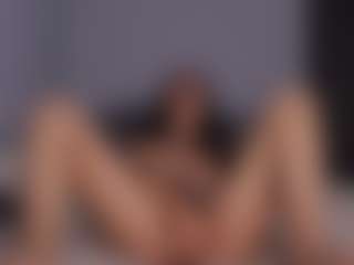 Delly's Live Sex Cam Show