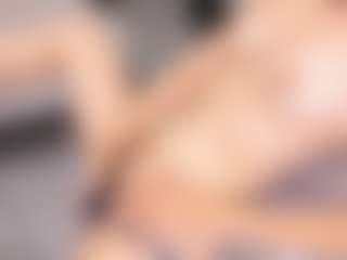 Delly's Live Sex Cam Show