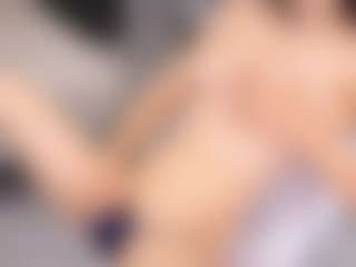 Delly's Live Sex Cam Show
