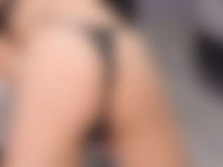 Delly's Live Sex Cam Show