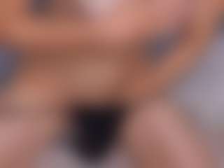 Delly's Live Sex Cam Show