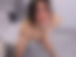 Delly's Live Sex Cam Show