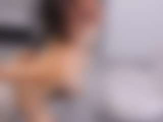 Delly's Live Sex Cam Show