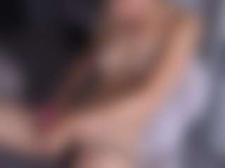 Live cam show with Delly - Pov on Soda Cam