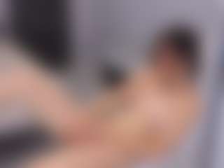 Delly's Live Sex Cam Show