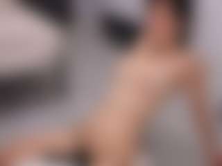 Delly's Live Sex Cam Show