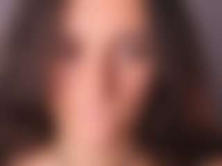 Live cam show with Delly - Lovense Teen (18+) on livesuperchat.net